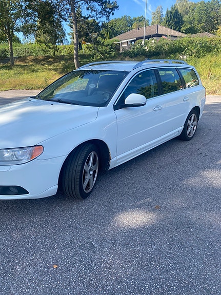 Volvo V70 6 of 10