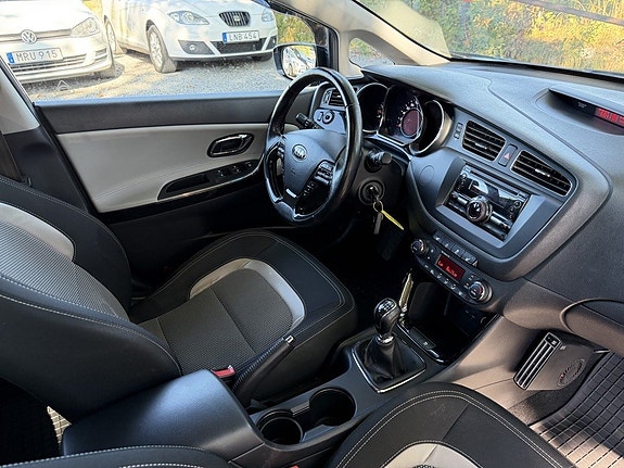 Kia Ceed 12 of 26