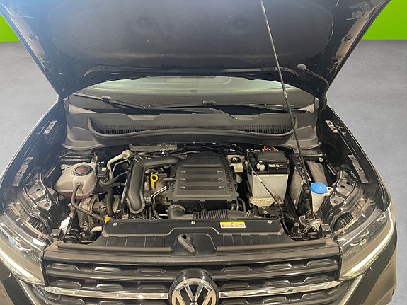 Volkswagen T-Cross 18 of 26