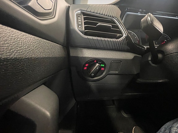 Volkswagen T-Cross 23 of 26
