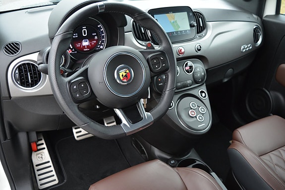 Abarth 595C 23 of 30