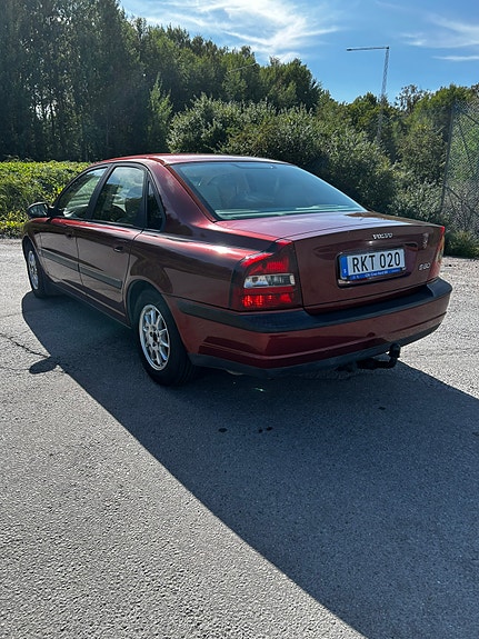 Volvo S80 4 of 8