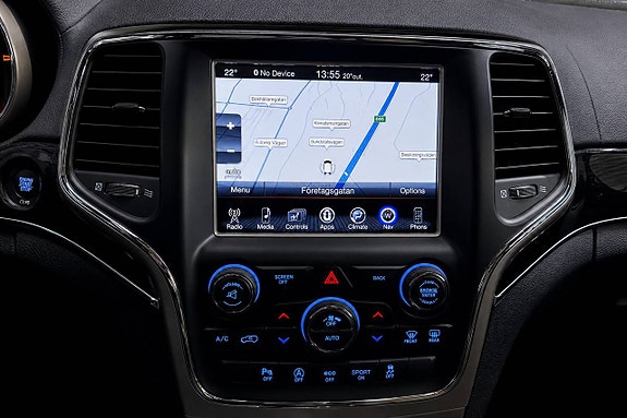 Jeep Grand Cherokee 16 of 20
