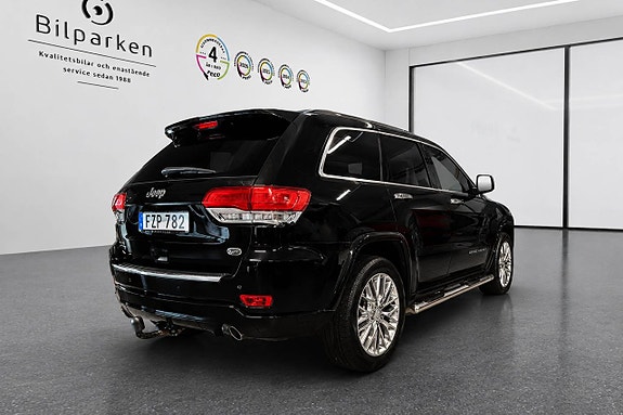 Jeep Grand Cherokee 2 of 20