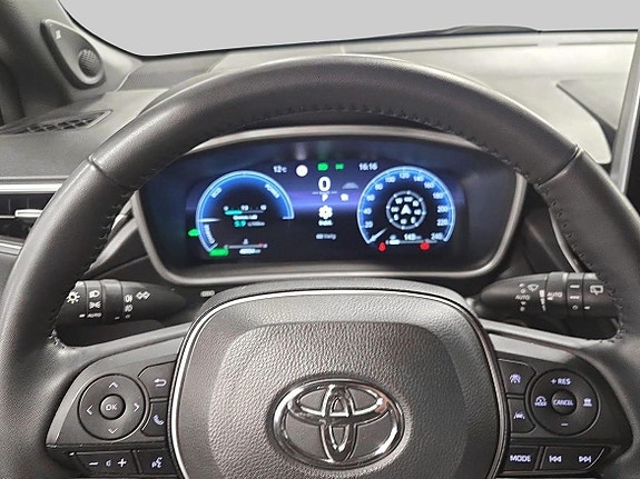 Toyota Corolla Cross 14 of 17