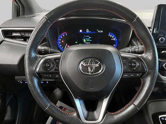 Toyota Corolla 21 of 23