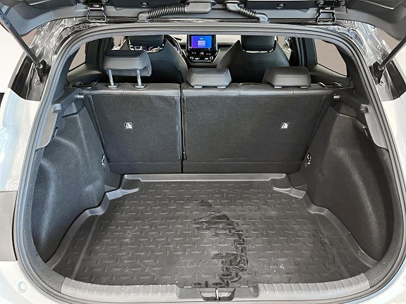 Toyota Corolla 13 of 23