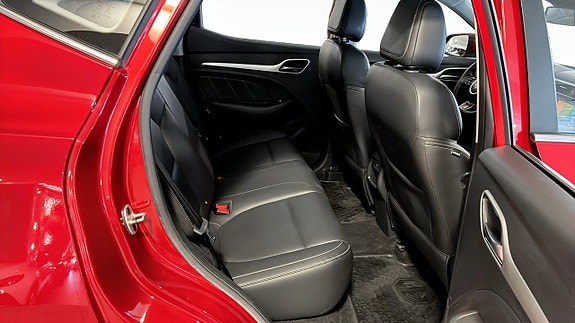 MG ZS 5 of 20
