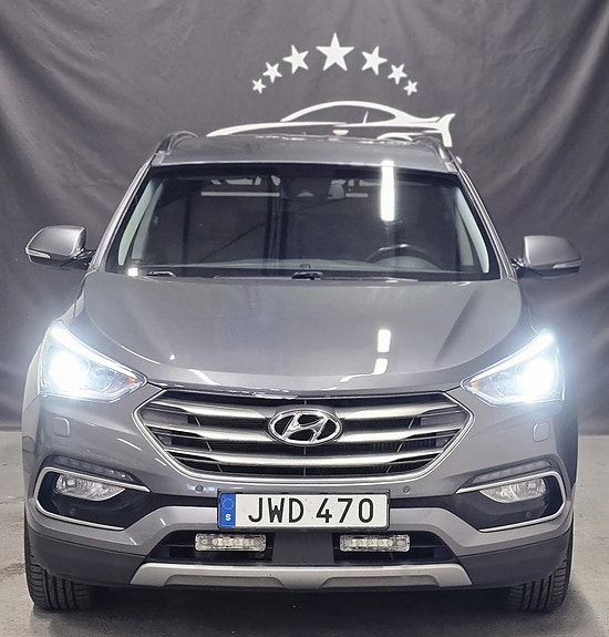 Hyundai Santa Fe 2 of 30