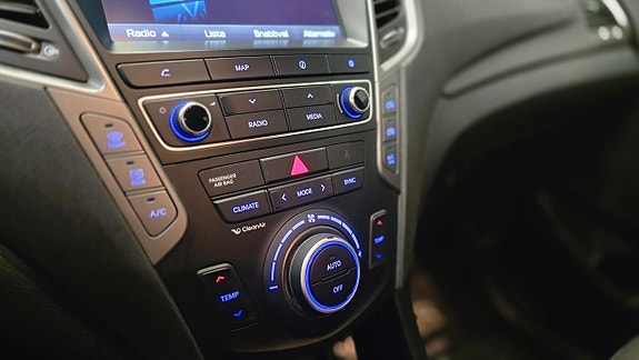 Hyundai Santa Fe 19 of 30