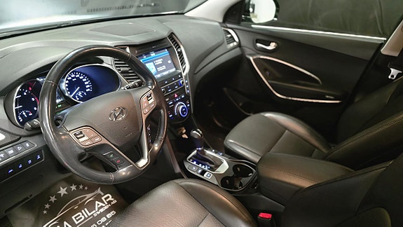 Hyundai Santa Fe 9 of 30