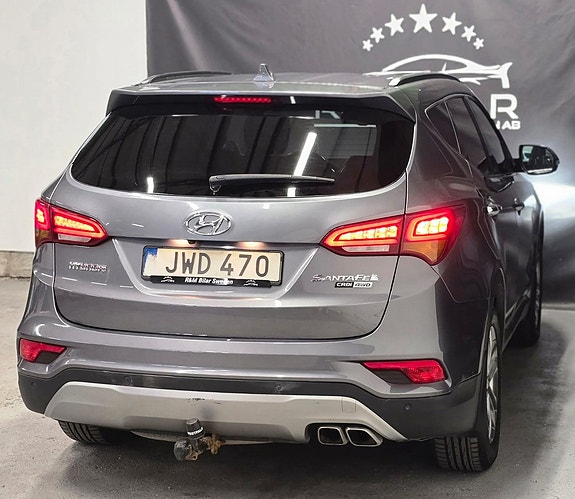 Hyundai Santa Fe 8 of 30