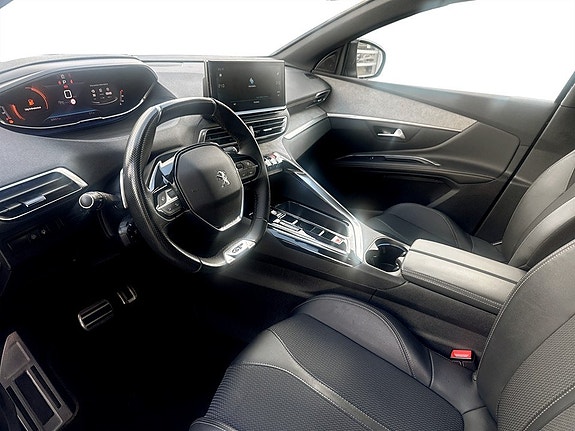 Peugeot 5008 4 of 14