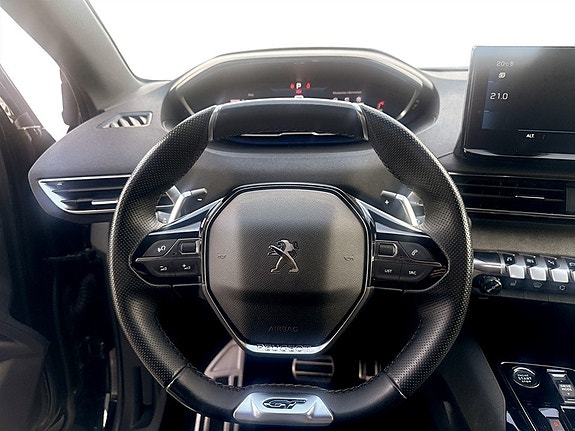 Peugeot 5008 7 of 14