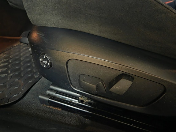 BMW 335i 9 of 11