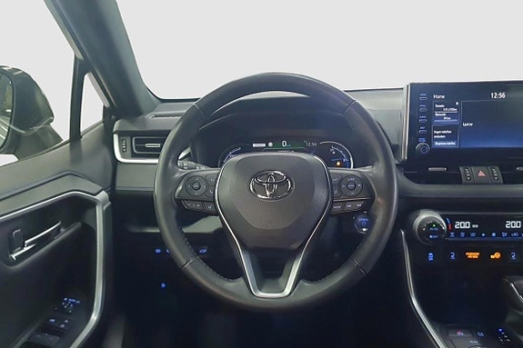Toyota RAV4 10 of 11