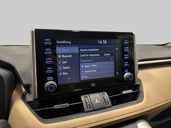 Toyota RAV4 16 of 24