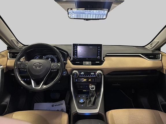 Toyota RAV4 12 of 24