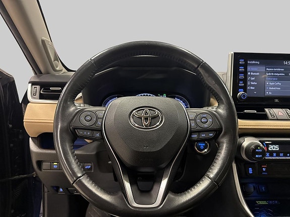 Toyota RAV4 19 of 24