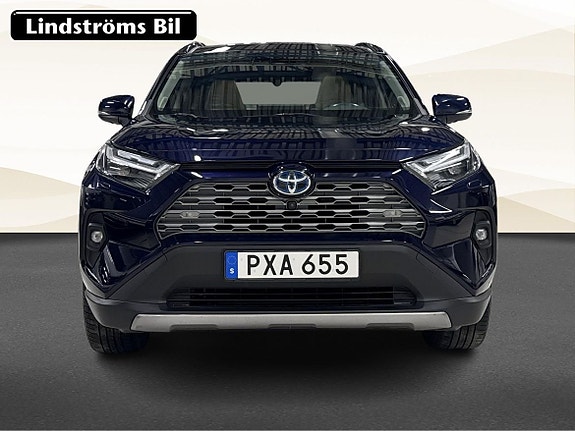 Toyota RAV4 9 of 24