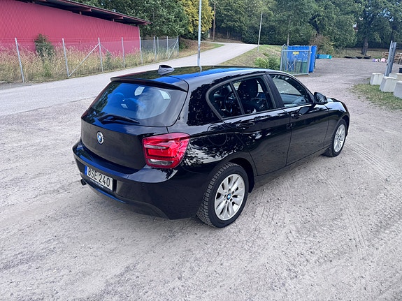 BMW 118d 5 of 30