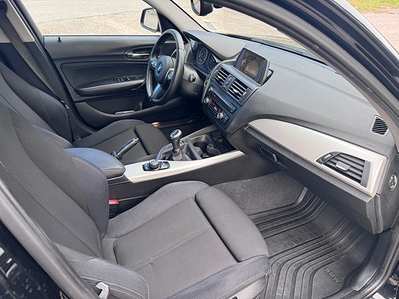 BMW 118d 11 of 30