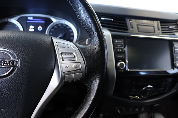 Nissan Navara 9 of 17
