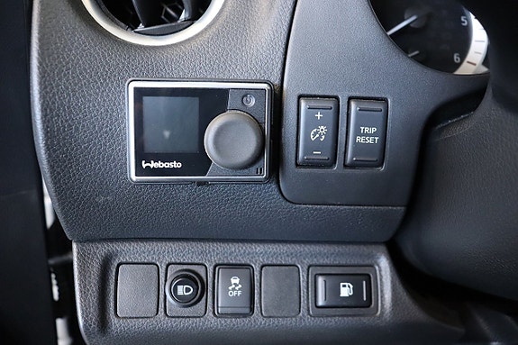 Nissan Navara 10 of 17