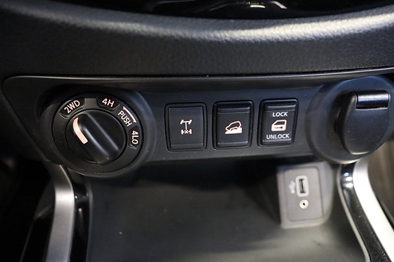 Nissan Navara 11 of 17