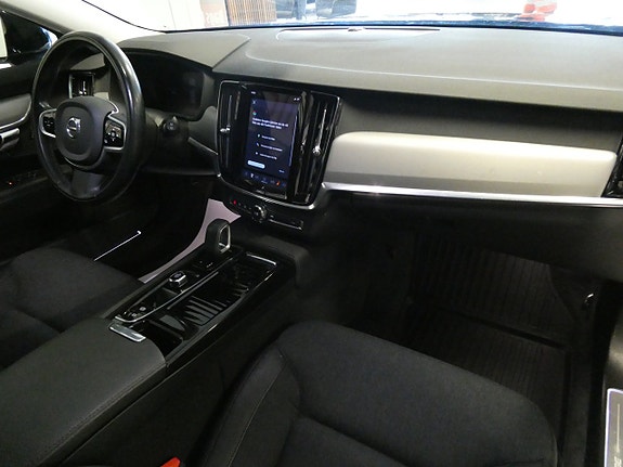 Volvo V90 11 of 22
