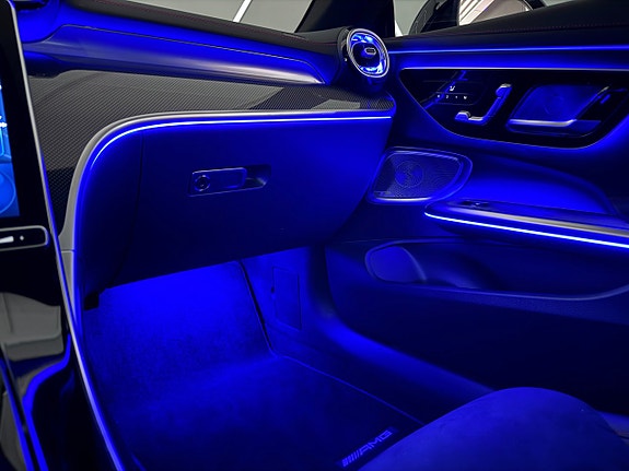 Mercedes-Benz AMG GT Roadster 15 of 27
