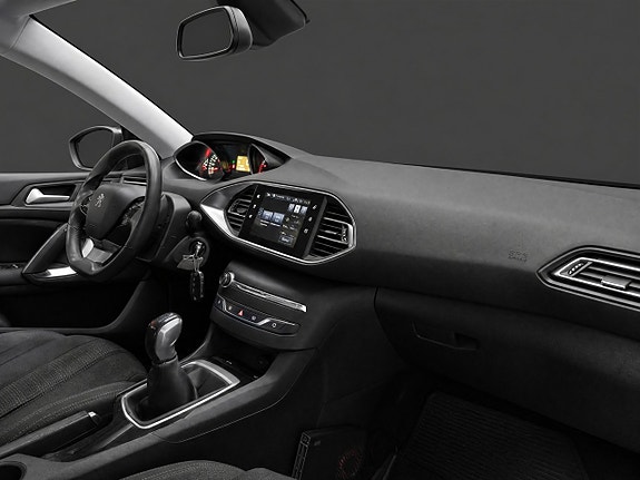 Peugeot 308 SW 16 of 17