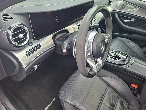 Mercedes-Benz E63 6 of 7