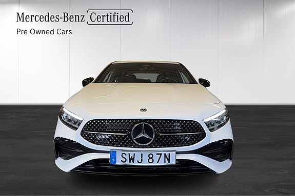 Mercedes-Benz A200 2 of 21