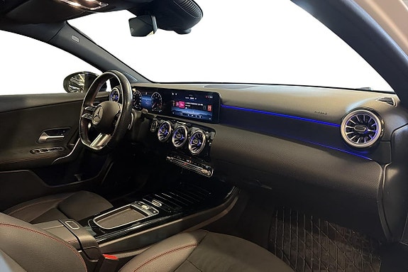 Mercedes-Benz A200 18 of 21