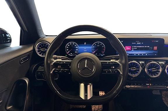 Mercedes-Benz A200 12 of 21