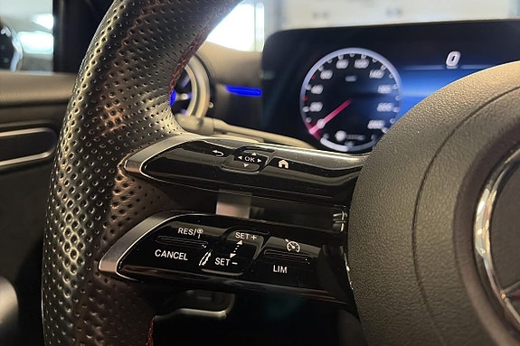 Mercedes-Benz A200 13 of 21