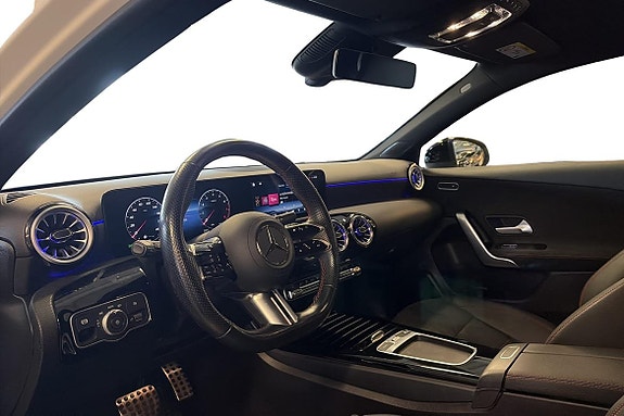Mercedes-Benz A200 10 of 21