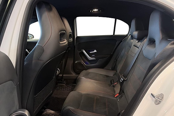 Mercedes-Benz A200 19 of 21