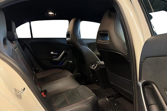 Mercedes-Benz A200 20 of 21
