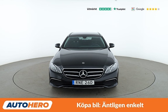 Mercedes-Benz E200 9 of 30