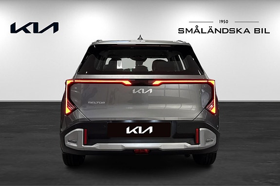 Kia Seltos 5 of 18