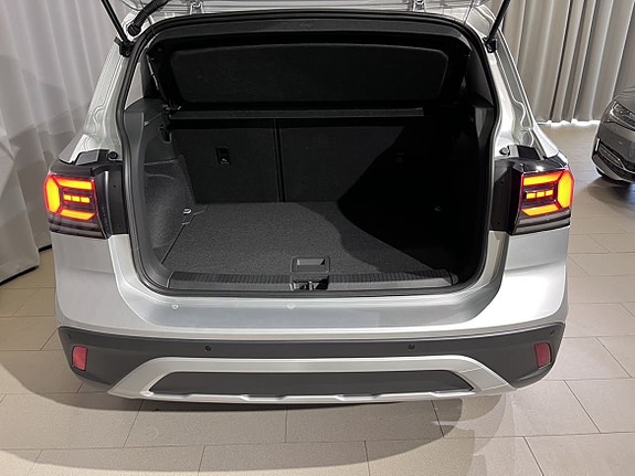 Volkswagen T-Cross 7 of 15