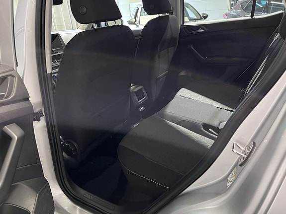 Volkswagen T-Cross 10 of 15
