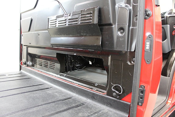 Ford Transit Custom 13 of 13