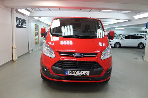 Ford Transit Custom 2 of 13