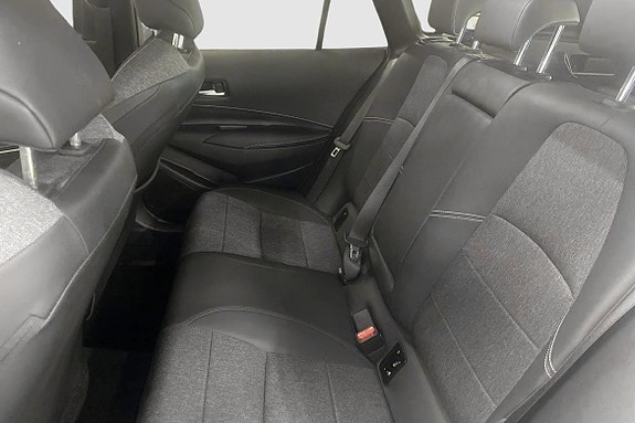Toyota Corolla 12 of 12