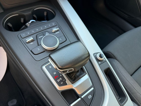 Audi A4 16 of 20