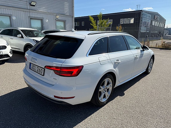 Audi A4 5 of 20