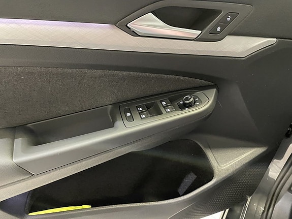 Volkswagen Golf I 18 of 18
